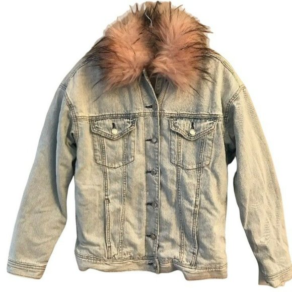 American Eagle Outfitters Jackets & Blazers - NWT AMERICAN EAGLE Misses Denim Jacket Faux Fur Collar Sz MEDIUM